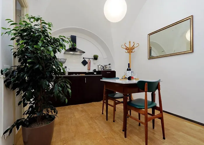 Restart Celimontana Daire Roma